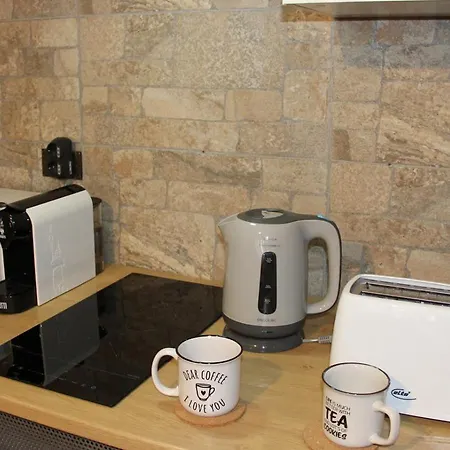 Les Guides アパート *